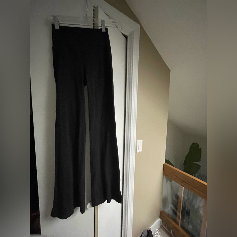 Lululemon split hem groove pant- hemmed to be about 30 inches